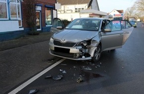 Polizei Minden-Lübbecke: POL-MI: Auto gerät in Gegenverkehr