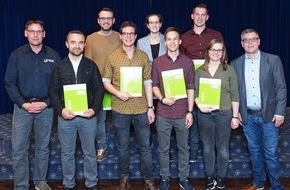 Swissmechanic Schweiz: Rekord: Swissmechanic diplomiert 81 Produktionsfachleute und Produktionstechniker