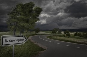 AXA Konzern AG: Im Auge des Sturms / AXA bietet umfangreiche Absicherung gegen die Folgen von Naturgefahren (mit Bild)