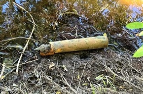 Landespolizeiinspektion Jena: LPI-J: Ungewöhnlicher Fund beim Baden