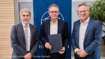 Universität Hohenheim: Geschäftsführer von Lotto BW Georg Wacker erhält Ehrennadel der Uni Hohenheim