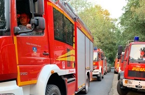 Feuerwehr Hünxe: FW Hünxe: Waldbrand Lindhagenweg Hünxe