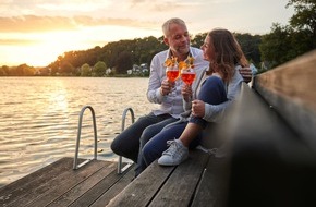 Herzogtum Lauenburg Marketing und Service GmbH: Herzogtum Lauenburg: Sundowner-Momente zwischen Wald und Wasser