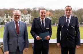 Polizeidirektion Oldenburg: POL-OLD: +++ Markus Wallenhorst von Präsident Johann Kühme zum Polizeioberrat befördert +++ Wechsel im Führungsteam der Polizeiinspektion Wilhelmshaven/Friesland steht bevor +++