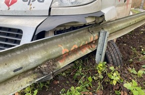 Polizeidirektion Trier: POL-PDTR: Betrunkener Paketzusteller verursacht Unfall