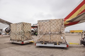 PR: DHL expands its North America logistics infrastructure amid growing global demand for data center logistics services / PM: DHL expands its North America logistics infrastructure amid growing global demand for data center logistics services