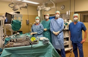 Israelitisches Krankenhaus Hamburg: Roboterassistierte Thoraxchirurgie: Israelitisches Krankenhaus bietet als erstes offiziell zugelassenes Referenzzentrum in Hamburg Hospitation und Austausch für externe Chirurgen am System da Vinci XI