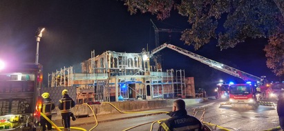 Polizeiinspektion Göttingen: POL-GÖ: (531/2023) Rohbaubrand in Gieboldehausen - Obergeschoss fängt Feuer, keine Verletzten, Ursache unklar