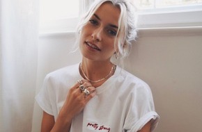 ABOUT YOU GmbH & Co. KG: LeGer by Lena Gercke x DKMS LIFE