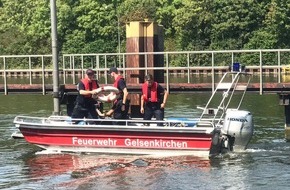 Feuerwehr Gelsenkirchen: FW-GE: Verletzte Person im Uferbereich des Rhein-Herne-Kanals / Glückliche Fügung sorgt für schnelle Versorgung einer Brandverletzung