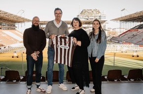 Parador GmbH: Pressemitteilung: Parador wird offizieller &bdquo;Kapit&auml;n&ldquo; des FC St. Pauli