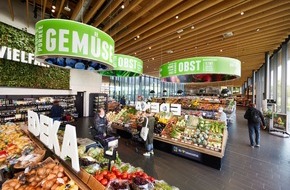 EDEKA ZENTRALE Stiftung & Co. KG: Deutscher Frucht Preis 2023 / Sechs EDEKA-Kaufleute führen Deutschlands beste Obst- und Gemüseabteilungen