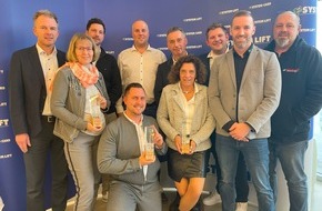 avs SYSTEM LIFT AG: Pressemitteilung | Ausgezeichnete Partnerbetriebe: SYSTEM LIFT AG ehrt herausragende Leistungen