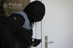 Polizeipräsidium Mainz: POL-PPMZ: Mainz, Zwei Einbrecher zweimal gestört und vertrieben
