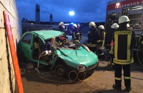 Freiwillige Feuerwehr der Stadt Goch: FF Goch: Übung der Feuerwehr: Verletzte Personen wurden befreit