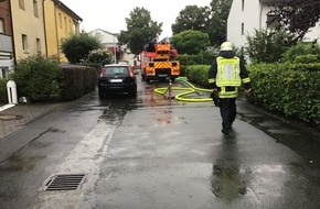 Feuerwehr und Rettungsdienst Bonn: FW-BN: Wohnungsbrand in Mehrfamilienhaus in Bonn-Limperich