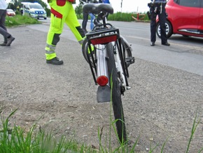 POL-ME: Junge Fahrradfahrerin angefahren und schwer verletzt - Velbert - 2205084
