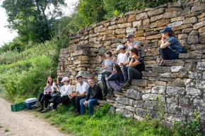 Presse-Feature: Erntedank im Weinberg