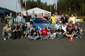 Opel Automobile GmbH: "OPC Race Camp": Erster Showdown auf dem Nürburgring