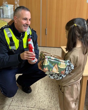 POL-DN: Große Resonanz beim Weihnachtsmalwettbewerb der Polizei Düren