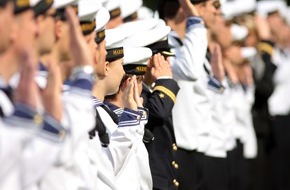 Presse- und Informationszentrum Marine: Marine - Pressemitteilung / Pressetermin: Letztes Gelöbnis für Marinesoldaten (mit Bild)