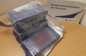 Bundespolizeiinspektion Bad Bentheim: BPOL-BadBentheim: Rund 5,5 Kilo Kokain im Wert von rund 400.000 Euro beschlagnahmt / Mutmaßliche Drogenschmuggler in Untersuchungshaft