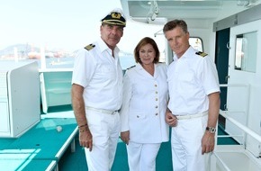 ZDF: "Das Traumschiff" und "Kreuzfahrt ins Glück" im ZDF / Letzte Folgen mit Heide Keller als Chefstewardess Beatrice (FOTO)