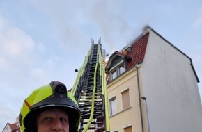 Feuerwehr Iserlohn: FW-MK: Wohnungsbrand in einem Mehrfamilienhaus