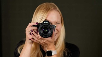 MPixx GmbH: Hinter den Kulissen: Warum Unternehmen für echte Einblicke auf Fotografen setzen sollten