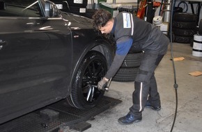 Continental Reifen Deutschland GmbH: Fit f&uuml;r den Winter mit den Tipps von Continental zur Wechselzeit