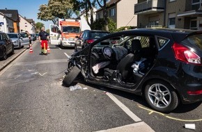 Feuerwehr Recklinghausen: FW-RE: Verkehrsunfall mit technischer Rettung