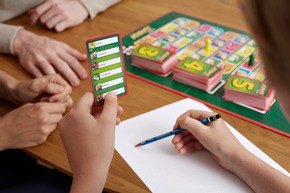 35 Jahre Activity | Zum Weltspieltag: Lachsalven und große Gesten mit dem Partyspiel-Klassiker