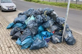 Polizei Rhein-Erft-Kreis: POL-REK: 240416-2: Etwa 50 Müllsäcke mit Resten einer Cannabisplantage aufgefunden
