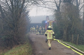 FW-KLE: Gebäudebrand an landwirtschaftlichem Betrieb