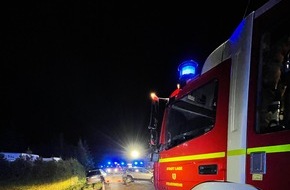 Freiwillige Feuerwehr Lage: FW Lage: TH P klemmt 2 / VU mit mehreren verletzen Personen - 26.11.2022 - 18:17 Uhr