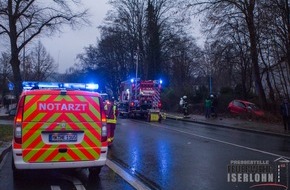 Feuerwehr Iserlohn: FW-MK: Verkehrsunfall auf der Schlesische Straße