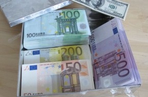 Polizeiinspektion Nienburg / Schaumburg: POL-NI: 75.000 Euro in Metalldose gefunden -Bild im Download-