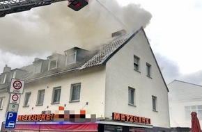 Feuerwehr und Rettungsdienst Bonn: FW-BN: Gewitterbedingte Einsätze in Bonn - Wassereinbrüche und Dachstuhlbrände beschäftigen Feuerwehr und Rettungsdienst
