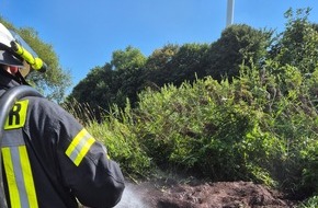 Freiwillige Feuerwehr Gemeinde Schiffdorf: FFW Schiffdorf: Feuerwehr kann Ausbreitung verhindern - Angler setzt Notruf ab