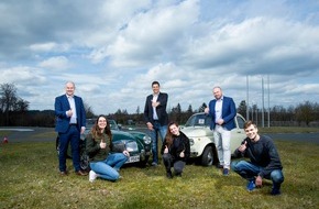 Mannheimer Versicherung AG: PM: Next generation drivers - BELMOT und Fahrsicherheitszentrum am Nürburgring fördern das Interesse junger Menschen für Oldtimer