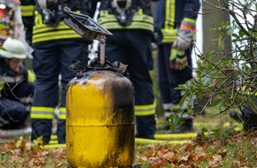 Feuerwehr Flotwedel: FW Flotwedel: Gemeldeter Zimmerbrand in Offensen endet glimpflich