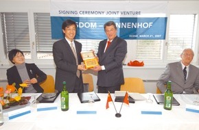 Sonnenhof AG Bern: Joint-Venture-Vertrag zwichen Sonnenhof Swiss Health Ltd. und Wisdom Hospital Management Consulting Ltd.