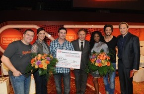 SKL - Millionenspiel: Glück im Doppelpack - erst Millionär und dann gleich Vater / Martin Huska aus Lichtenfels in Oberfranken gewinnt 1 Million Euro bei der SKL-Millionen-Show in Ludwigsburg. (mit Bild)