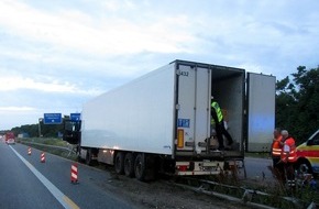 Verkehrsdirektion Mainz: POL-VDMZ: Langer Stau durch Lkw-Unfall