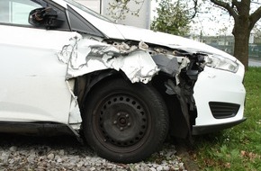 Polizei Rheinisch-Bergischer Kreis: POL-RBK: Burscheid - Verkehrskommissariat sucht Hinweise zu flüchtigem Fahrzeugführer nach Unfall vom 23.03.2024