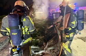 Freiwillige Feuerwehr Hünxe: FW Hünxe: Brand an Tankstelle - Feuerwehreinsatz auf Rastplatz