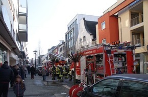 Feuerwehr der Stadt Arnsberg: FW-AR: Keine Verletzten bei Wohnungsbrand in Arnsberg-Neheim