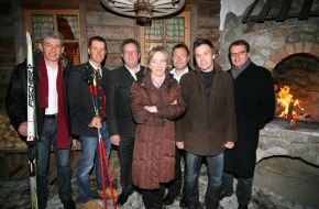 Olympiaregion Seefeld: Langlaufen ist der Wintersport der Zukunft! - Voller Erfolg für das
erste Leutascher Kamingespräch - BILD