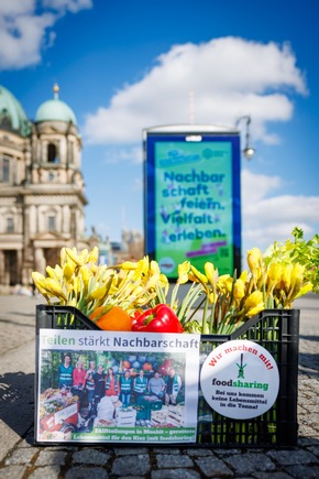 Tag der Nachbarschaft 2026: nebenan.de Stiftung und Wall starten Plakatkampagne zum Anmeldestart f&uuml;r den Aktionstag im eigenen Viertel