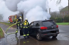 Freiwillige Feuerwehr der Gemeinde Sonsbeck: FW Sonsbeck: PKW-Brand auf der Weseler Straße